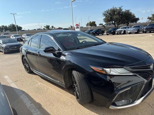 2024 Toyota Camry Hybrid SE
