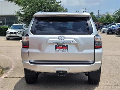 2022 Toyota 4Runner SR5