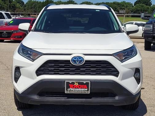 2021 Toyota RAV4 Hybrid XLE