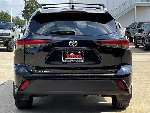 2024 Toyota Highlander XLE