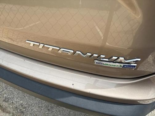 2020 Ford Edge Titanium