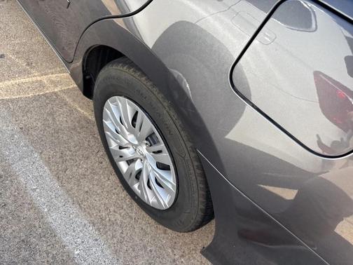 2013 Toyota Camry Hybrid LE