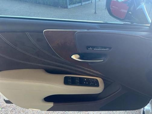 2018 Lexus LS 500 Base