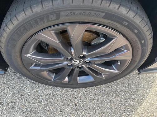 2023 Toyota Sienna XSE 7 Passenger