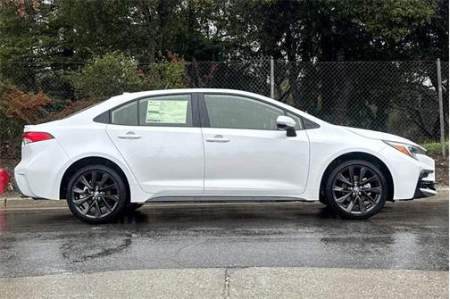 2026 Toyota Corolla Hybrid SE