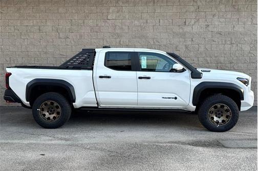 2025 Toyota Tacoma Hybrid Trailhunter