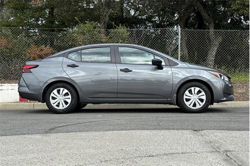 2024 Nissan Versa 1.6 S