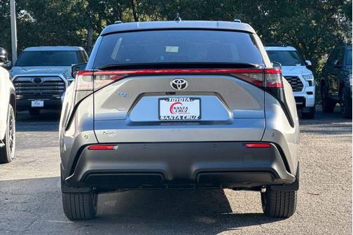 2026 Toyota bZ XLE Plus