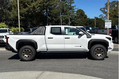 2025 Toyota Tacoma Hybrid Trailhunter