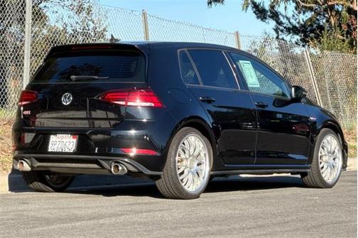 2020 Volkswagen Golf GTI 2.0T SE DSG