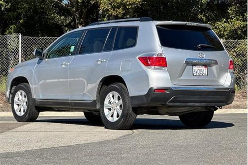 2012 Toyota Highlander SE