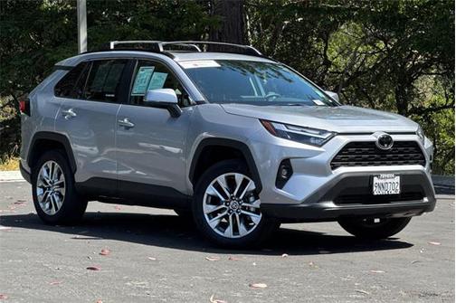 2024 Toyota RAV4 XLE Premium