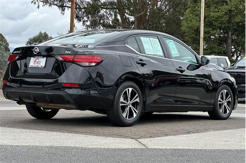 2023 Nissan Sentra SV