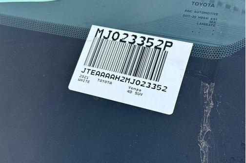 2021 Toyota Venza LE