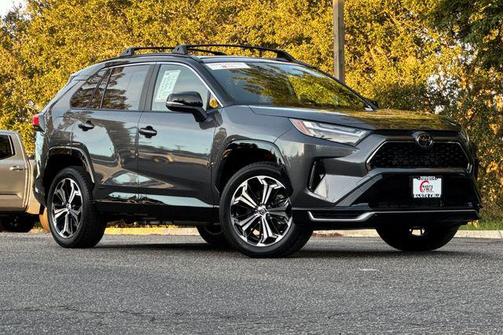 2025 Toyota RAV4 Hybrid SE
