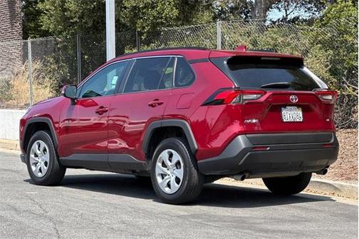 2021 Toyota RAV4 LE