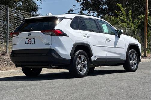 Ice Cap 2024 Toyota RAV4 Hybrid LE