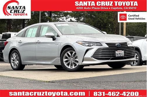 2021 Toyota Avalon Hybrid XLE