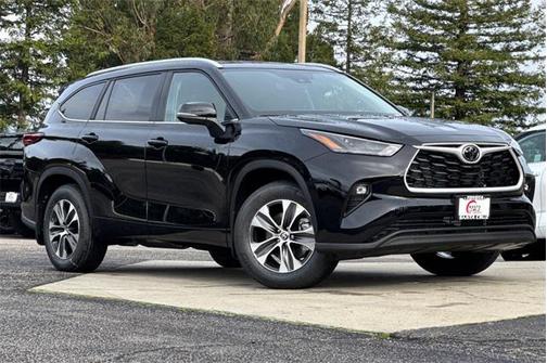 2026 Toyota Highlander XLE