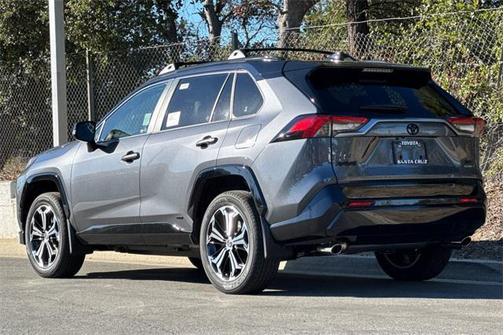 2025 Toyota RAV4 Hybrid SE