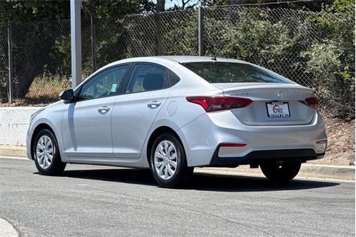 2021 Hyundai Accent SE