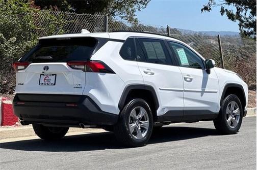2024 Toyota RAV4 Hybrid LE