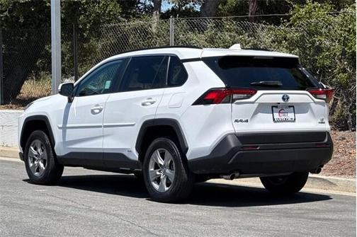 2024 Toyota RAV4 Hybrid LE