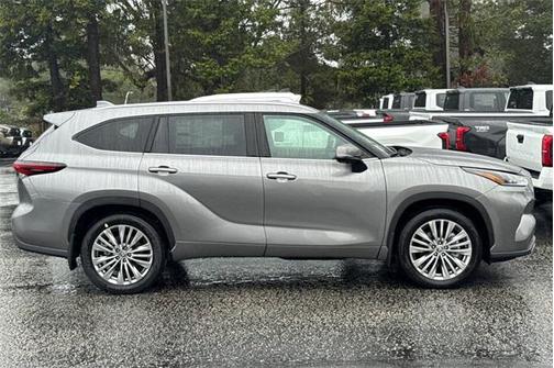 2026 Toyota Highlander Platinum