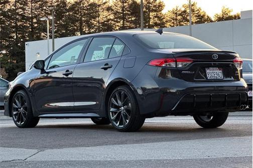 2025 Toyota Corolla Hybrid SE