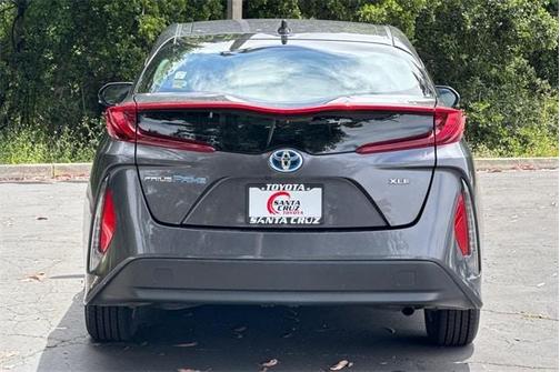 2022 Toyota Prius Prime XLE