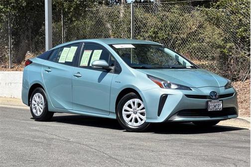 2021 Toyota Prius L