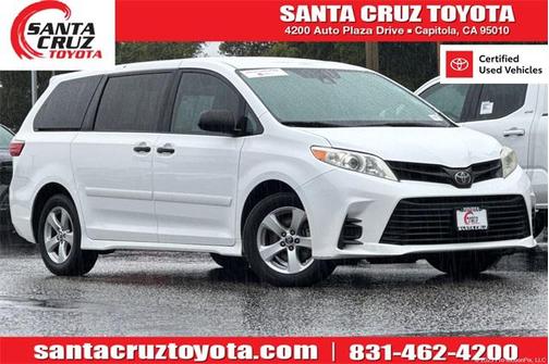 2020 Toyota Sienna SE