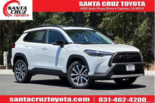 2025 Toyota Corolla Cross XLE