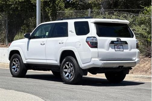 2024 Toyota 4Runner TRD Off Road