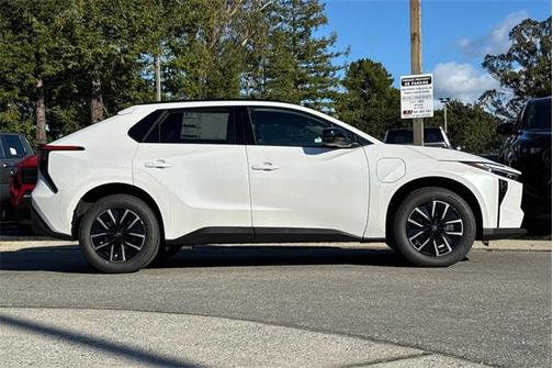 2026 Toyota bZ XLE Plus