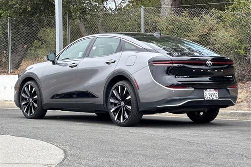 2024 Toyota Crown Platinum