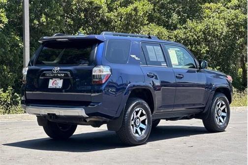 2024 Toyota 4Runner TRD Off Road