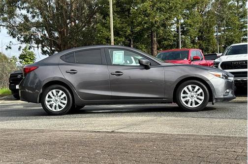 2018 Mazda Mazda3 Sport