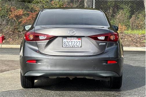 2018 Mazda Mazda3 Sport