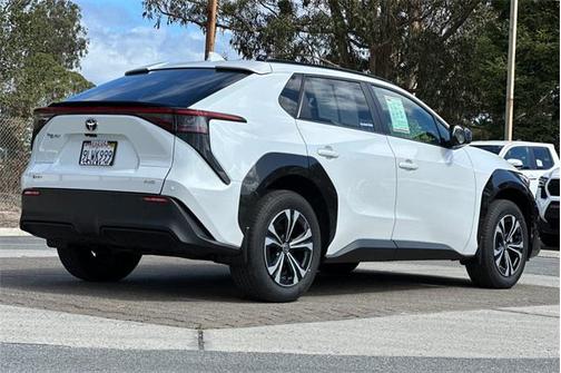 2024 Toyota bZ4X XLE