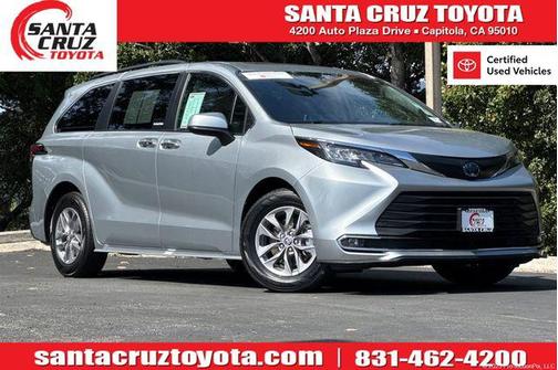 Celestial Silver Metallic 2023 Toyota Sienna XLE