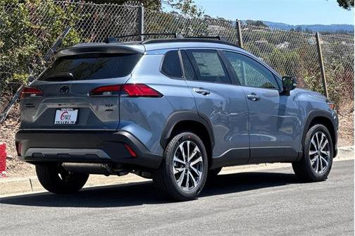 2025 Toyota Corolla Cross XLE