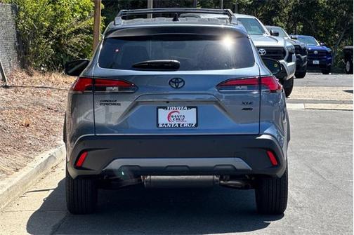 2025 Toyota Corolla Cross XLE