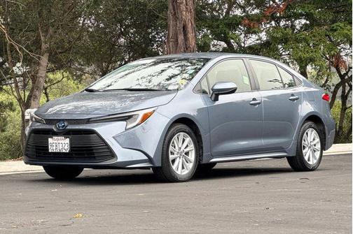 Celestite 2023 Toyota Corolla Hybrid LE