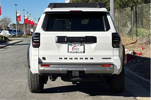 2026 Toyota 4Runner Hybrid Trailhunter