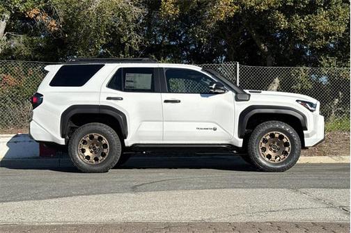 2026 Toyota 4Runner Hybrid Trailhunter