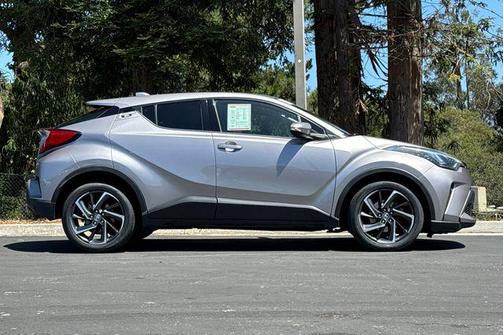 Silver Knockout Metallic w/Black Roof 2020 Toyota C-HR Limited