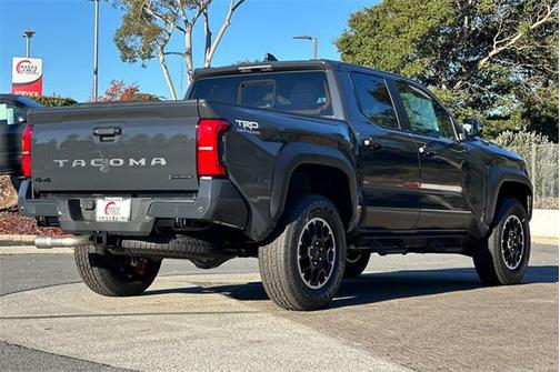 2024 Toyota Tacoma TRD Off Road