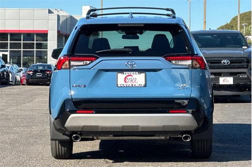 2025 Toyota RAV4 Hybrid SE