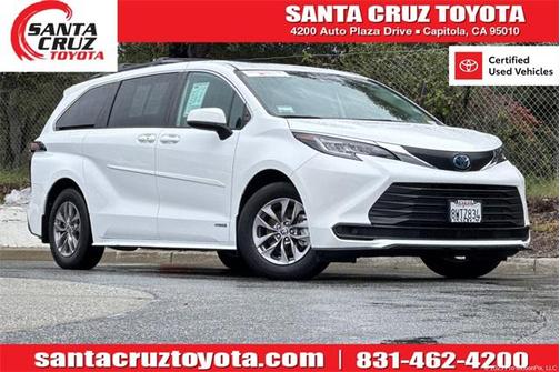 2021 Toyota Sienna LE